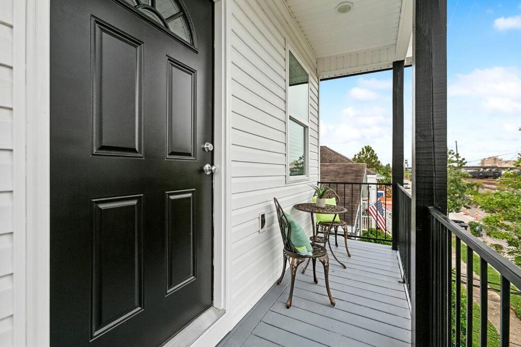 Elegant 5br Getaway In Nola Apartment *