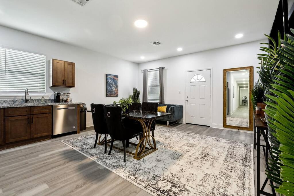 Elegant 5br Getaway In Nola New Orleans